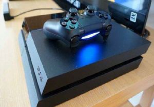 Playstation 4 e Media Player geldi!